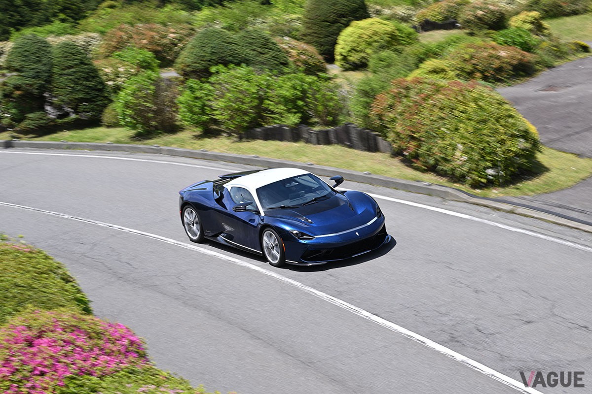 最高出力1900ps、最大トルク2340Nmを発生するアウトモービリ ピニンファリーナ発の電動スーパーカー「バッティスタ」