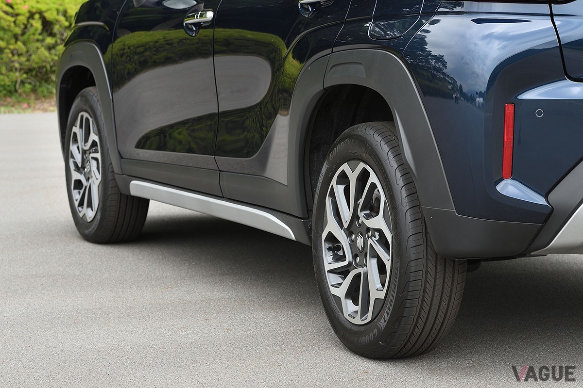 スズキの新コンパクトSUV「フロンクス」のプロトタイプ