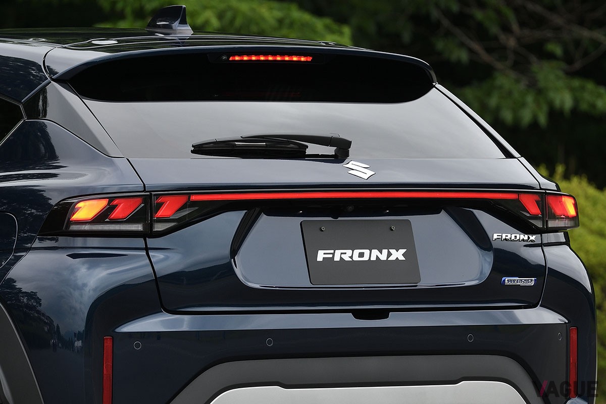 スズキの新コンパクトSUV「フロンクス」のプロトタイプ