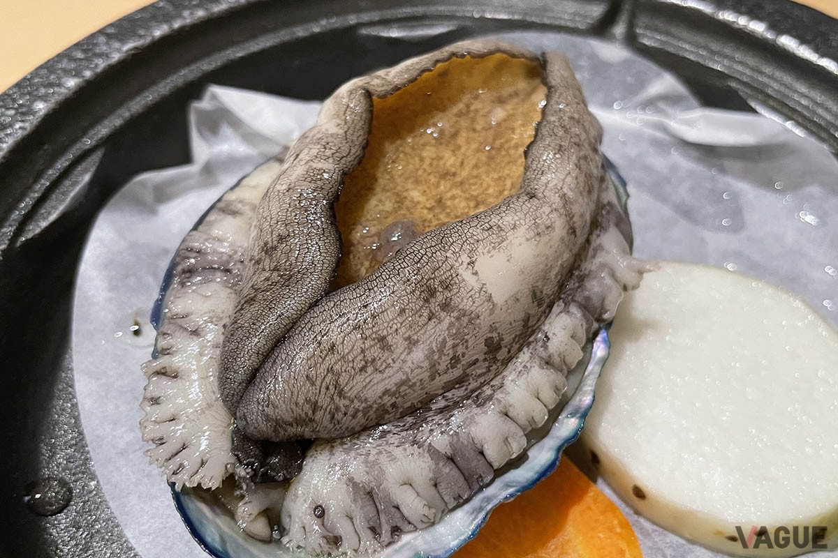 活アワビの踊り焼き