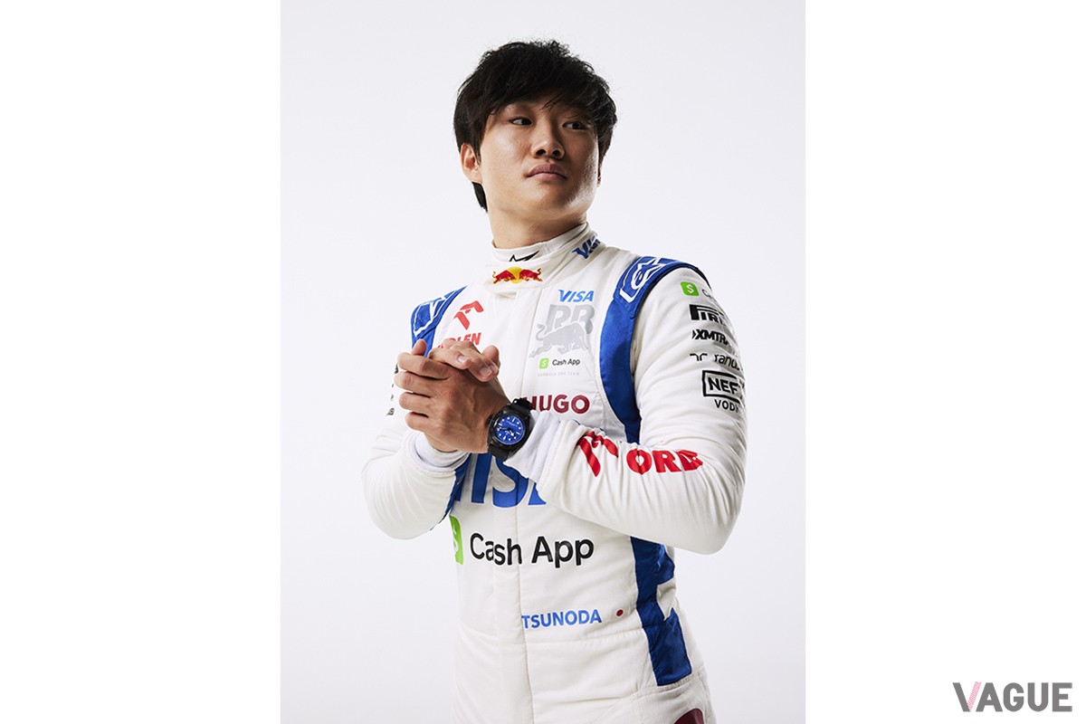 ドライバーの角田裕毅とダニエル・リカルドがパドックで着用している時計と同じモデル