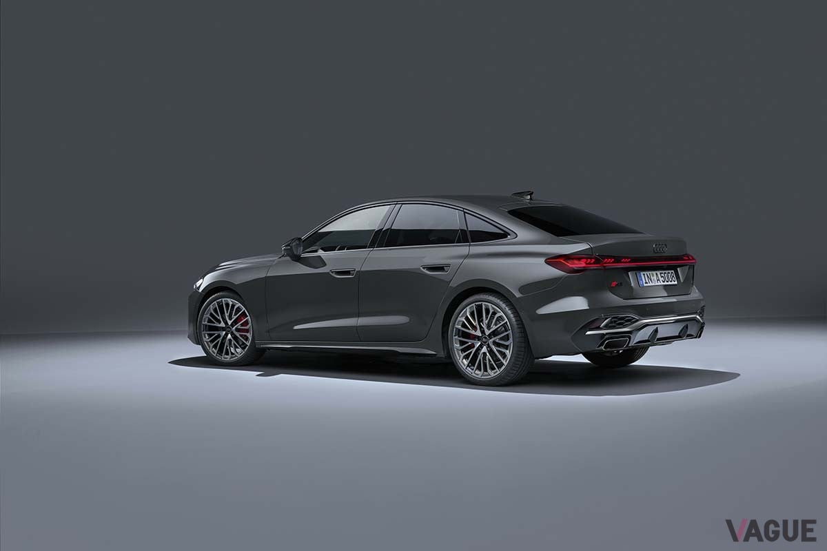 アウディ新型「A5セダン」