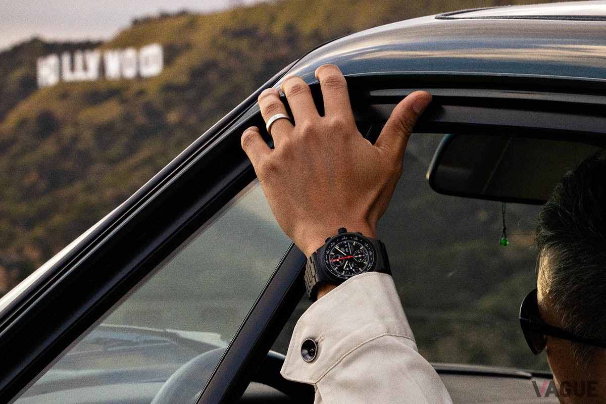 裏蓋にはポルシェデザインとホディンキー、シリアルナンバーなどが記され特別なモデルを証明