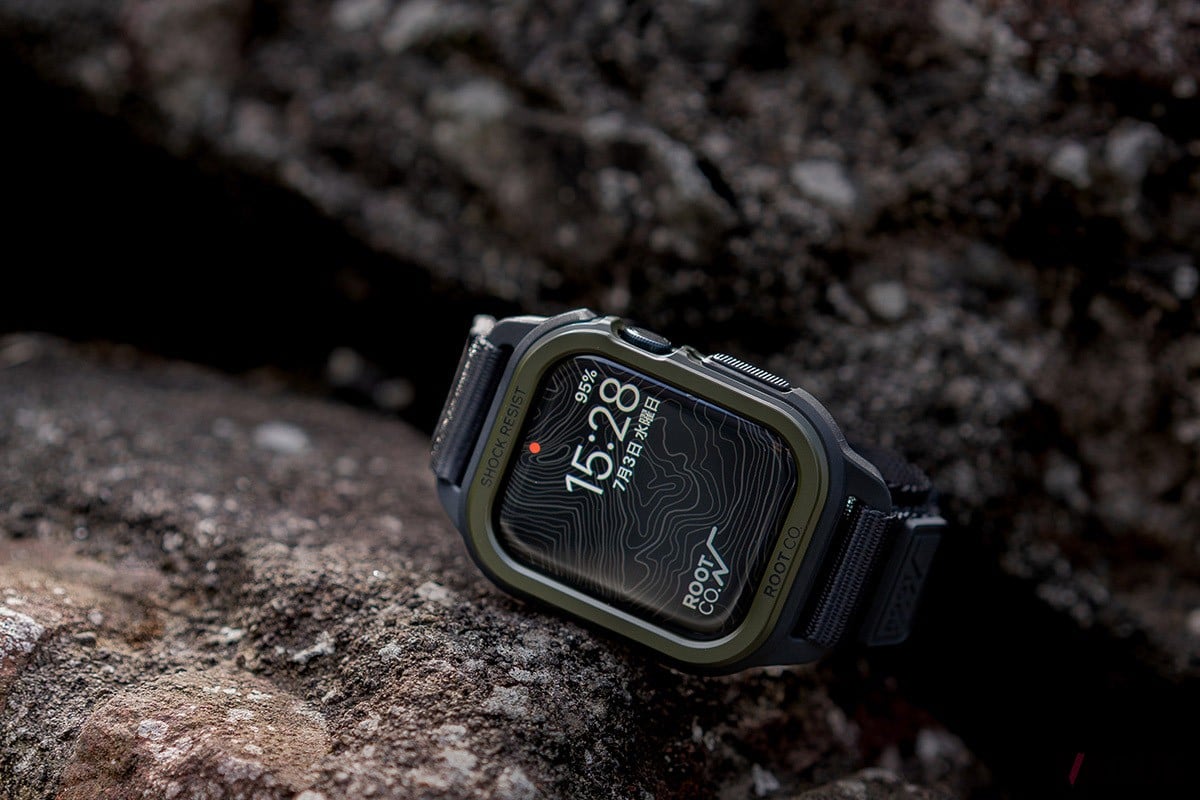 PCとTPUによる2層構造のケースがアップルウォッチを保護。ミルスペックのタフさを持ちながらもスタイリッシュなデザインがうれしい