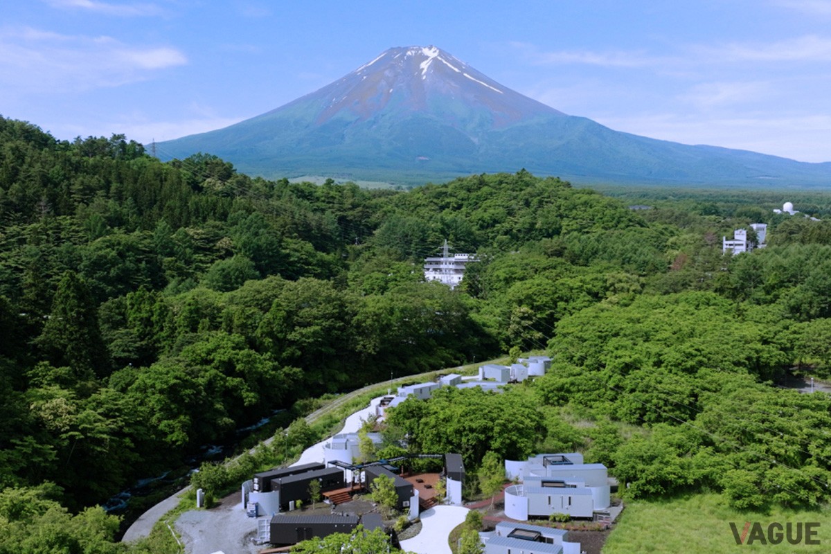 四季を感じながら富士山を望み、静ひつな桂川のせせらぎを聴き、木や石のぬくもりに触れる