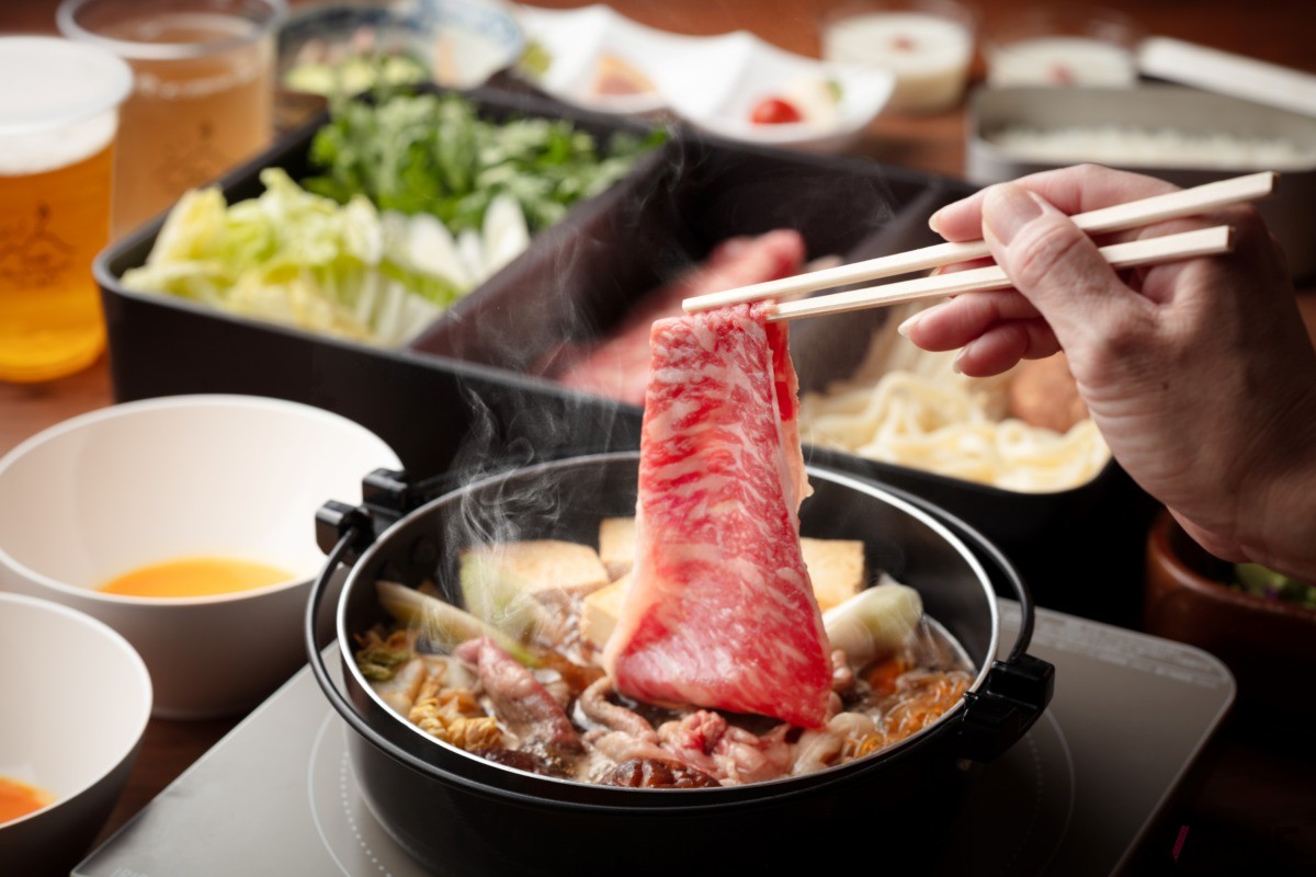 蓼科牛を中心に地元の新鮮な食材を使用