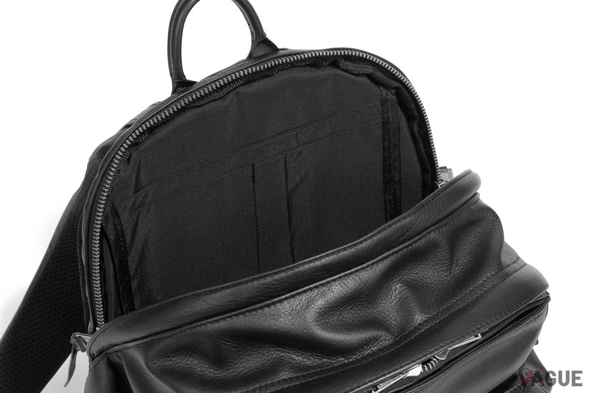アントラックの機能性に富んだレザー製デイパック「CITY PLUS/LTD LEATHER」