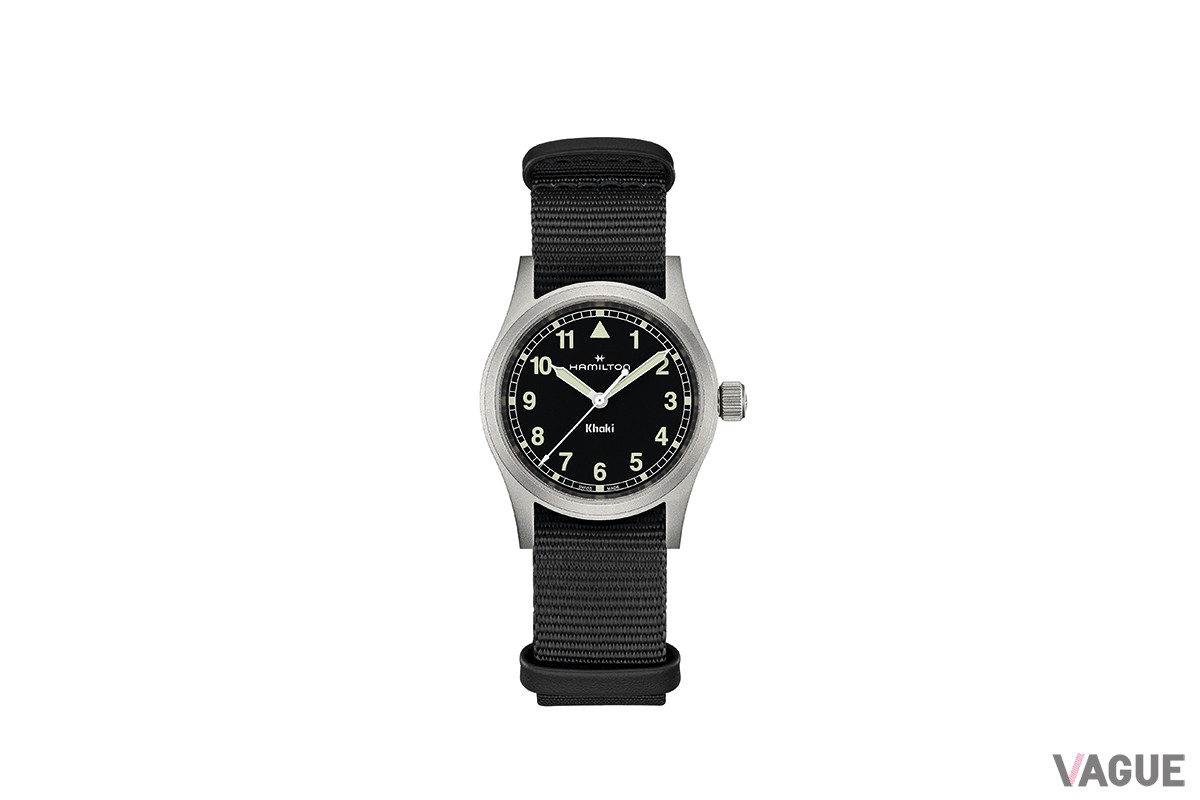ブラックダイヤルとブラックのテキスタイルNATOストラップ（33mm/H69301430）