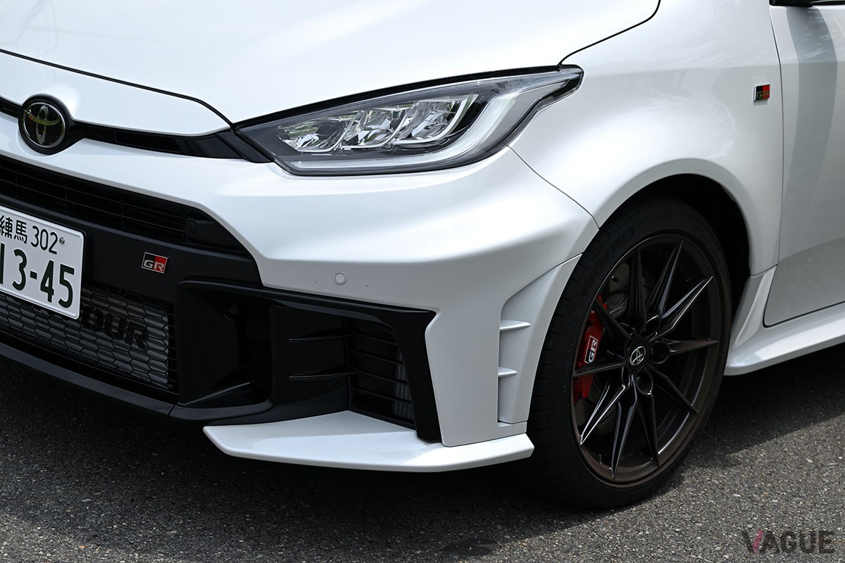 トヨタ“改良型”「GRヤリス」（ATモデル）