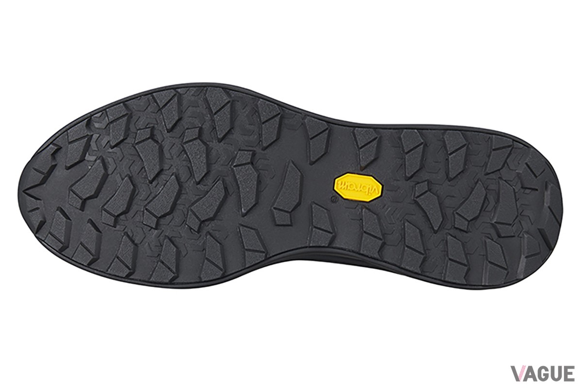 アウトソールメーカー「Vibram（ヴィブラム）」と共同開発したオリジナルソール