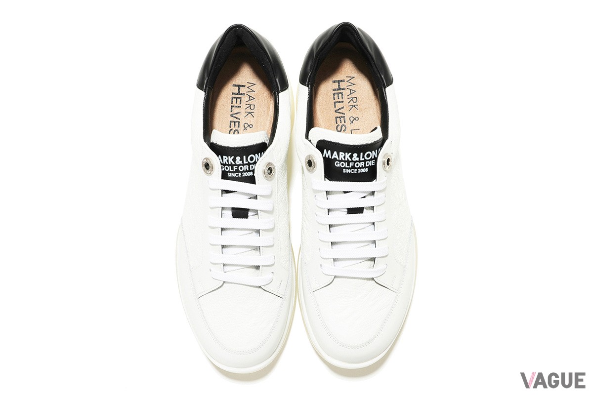 ゴルフアパレルブランドのマークアンドロナがスイスの靴ブランドと生み出した「HVML クラシック スパイクレスシューズ」