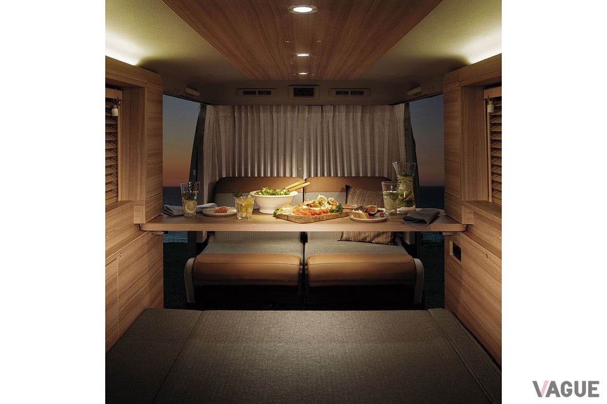 日産「キャラバン MYROOM」