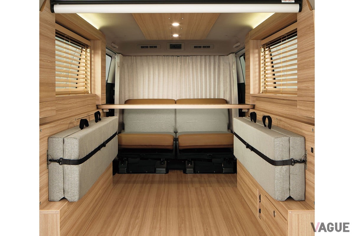 日産「キャラバン MYROOM」