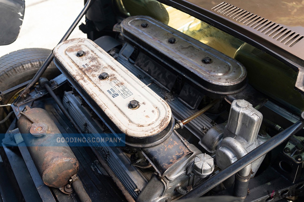 横置きに配置された12気筒エンジン（C）Gooding＆Company