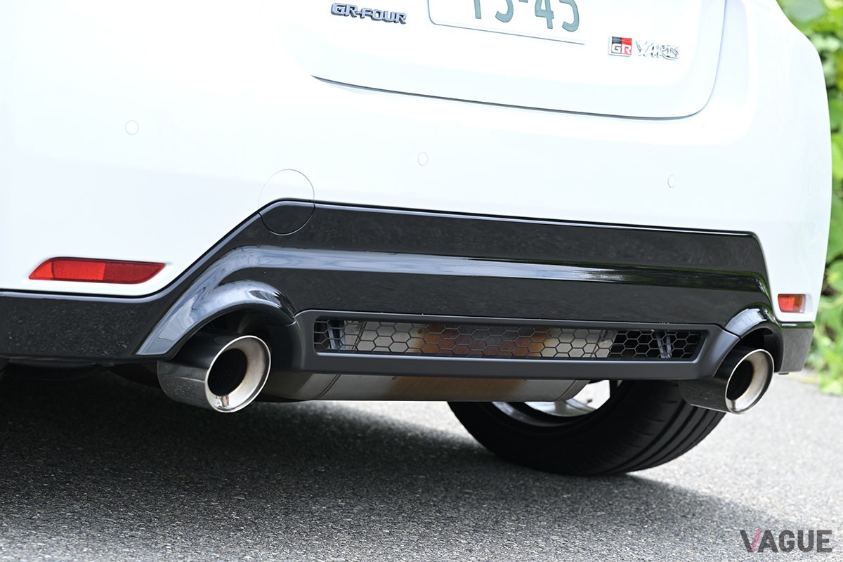 トヨタ“改良型”「GRヤリス」（ATモデル）