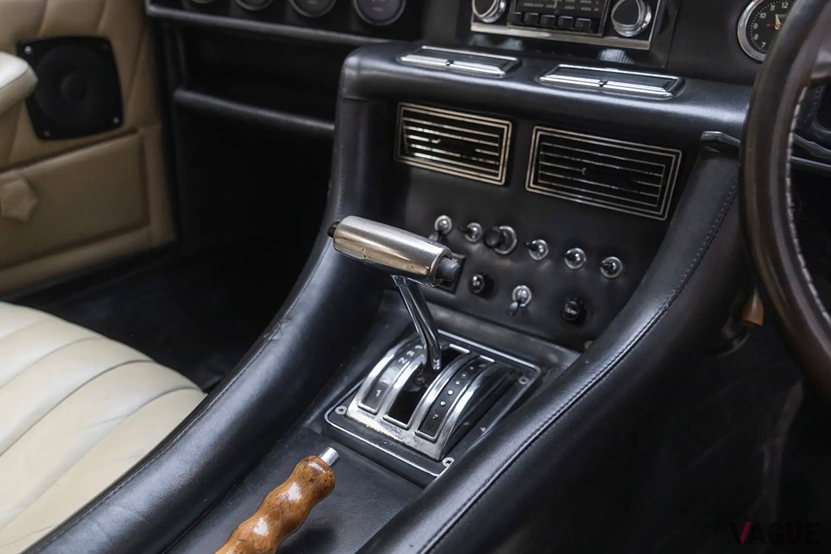 トランスミッションは4速ATを搭載（C）RMサザビーズ