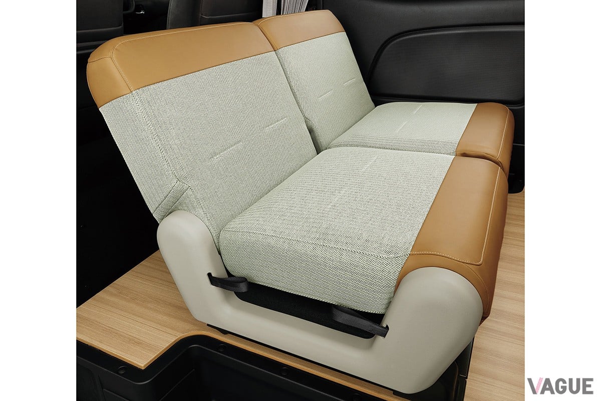 日産「キャラバン MYROOM」