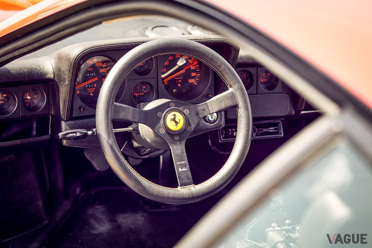 海外オークションに登場した1978年式フェラーリ「512BB」のインテリア  Michael Compensis ©2024 Courtesy of RM Sotheby's