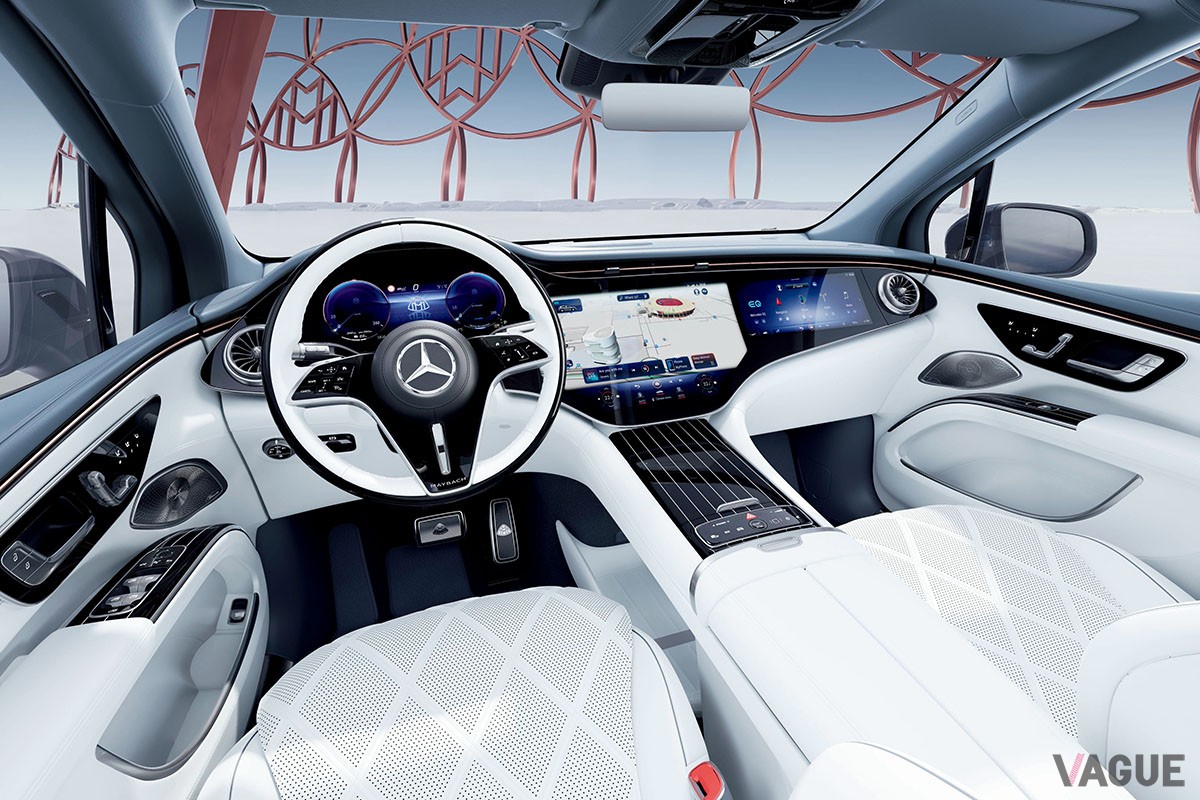 新型「メルセデス・マイバッハ EQS680 SUV」のインテリア