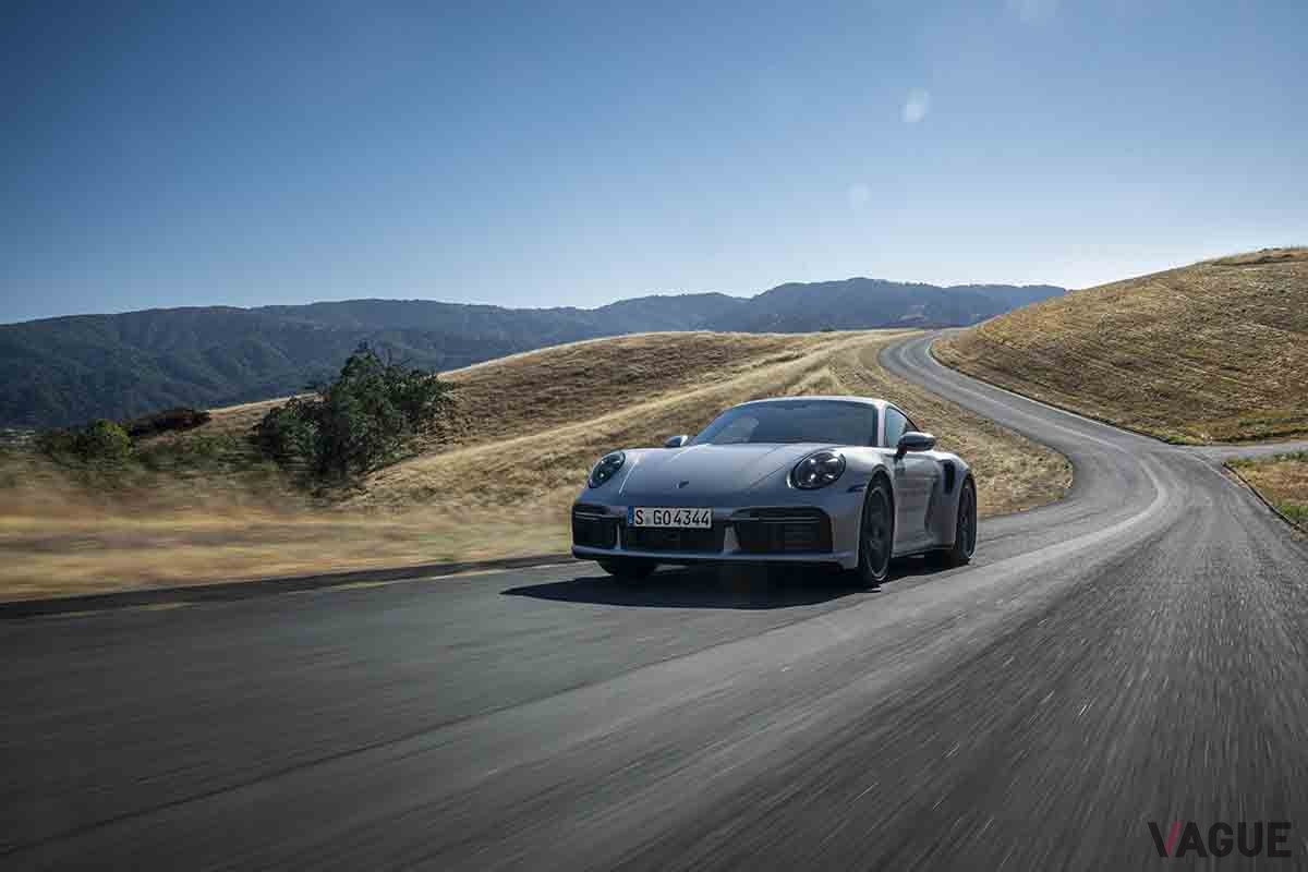 予約受注が開始された世界限定1974台の限定車、ポルシェ「911ターボ50イヤーズ」