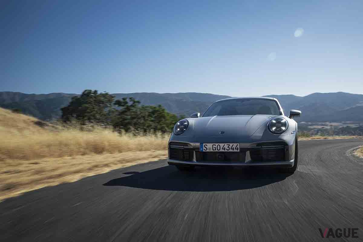 予約受注が開始された世界限定1974台の限定車、ポルシェ「911ターボ50イヤーズ」