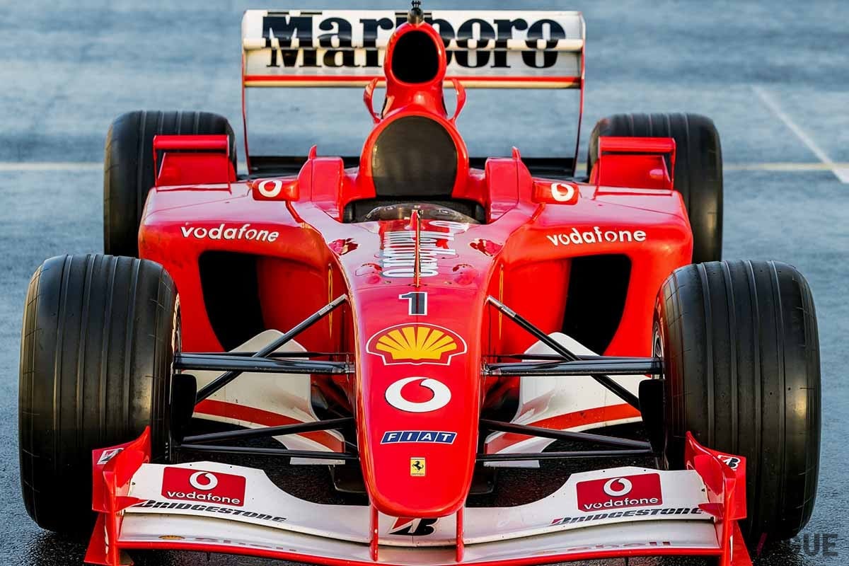 落札価格は15億円超え!? 伝説のF1ドライバー“M.シューマッハ”の愛用マシン フェラーリ「F2001b」がオークションに登場 |  VAGUE(ヴァーグ)