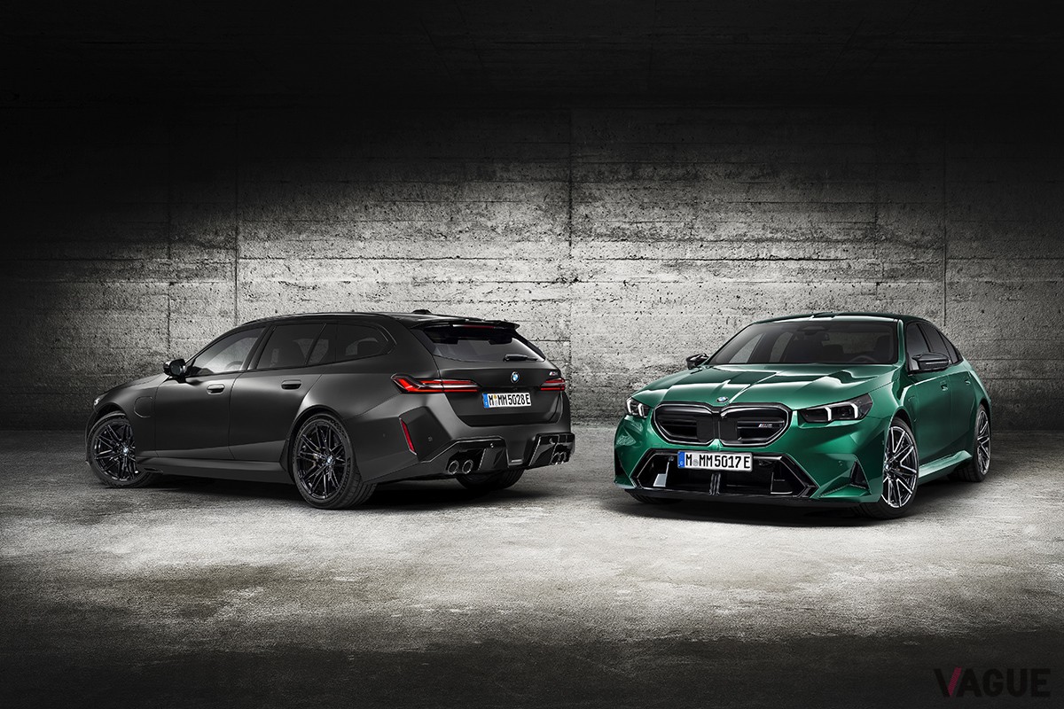 世界初公開されたBMW新型「M5ツーリング」と「M5セダン」