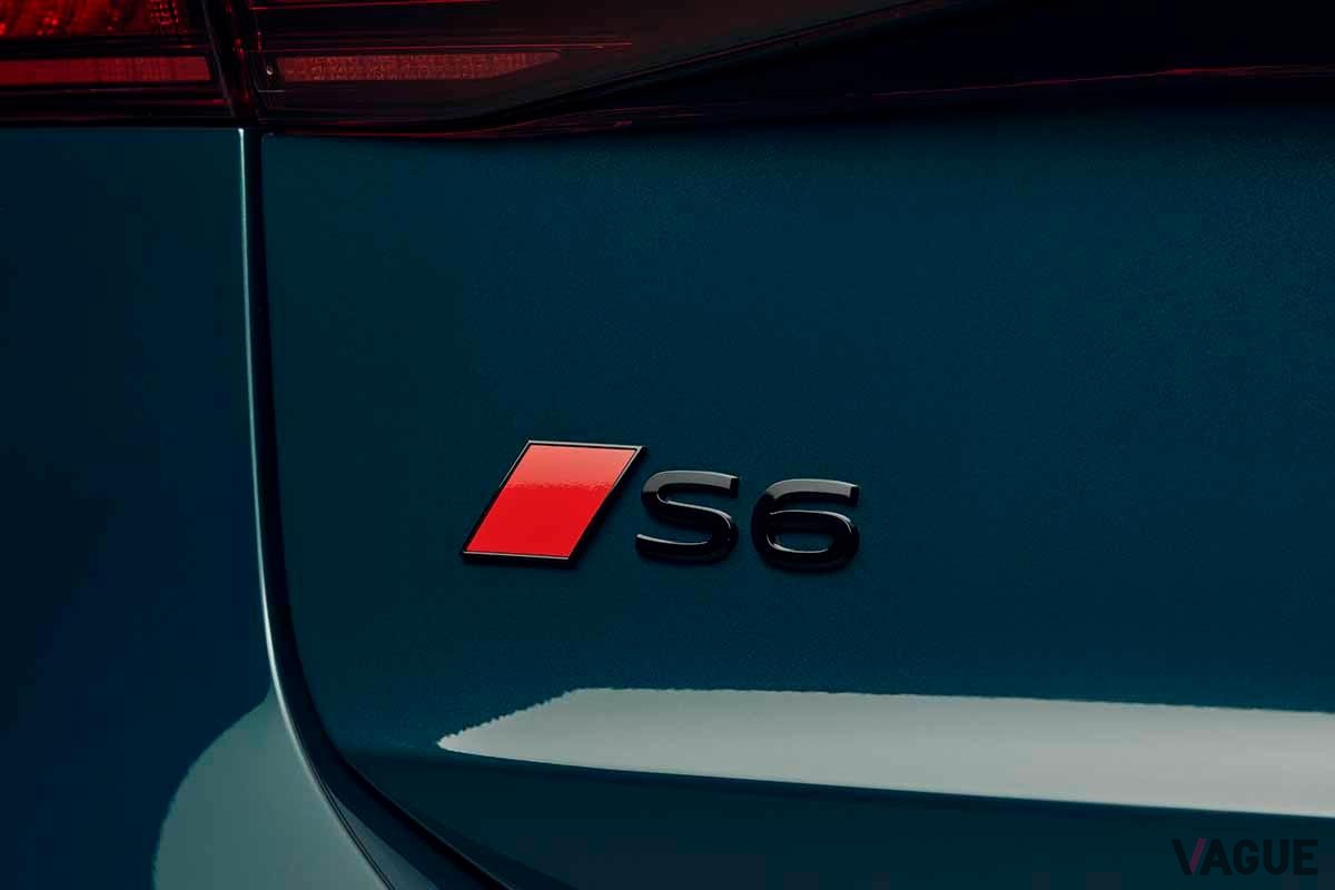 世界初公開されたアウディ新型「S6スポーツバックe-tron」