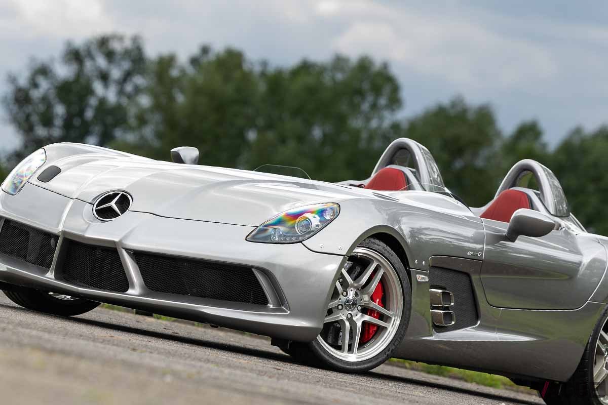 海外オークションに登場した2010年式メルセデス・ベンツ「SLRマクラーレン スターリング・モス」Peter Singhof ©2024 Courtesy of RM Sotheby's
