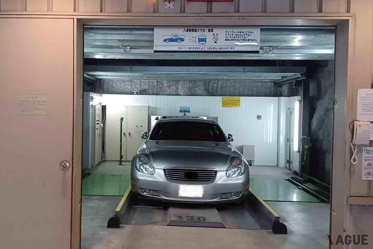駅に近い市街地にあるビジネスホテルの場合、敷地内の駐車場が機械式立体駐車場のことが多い