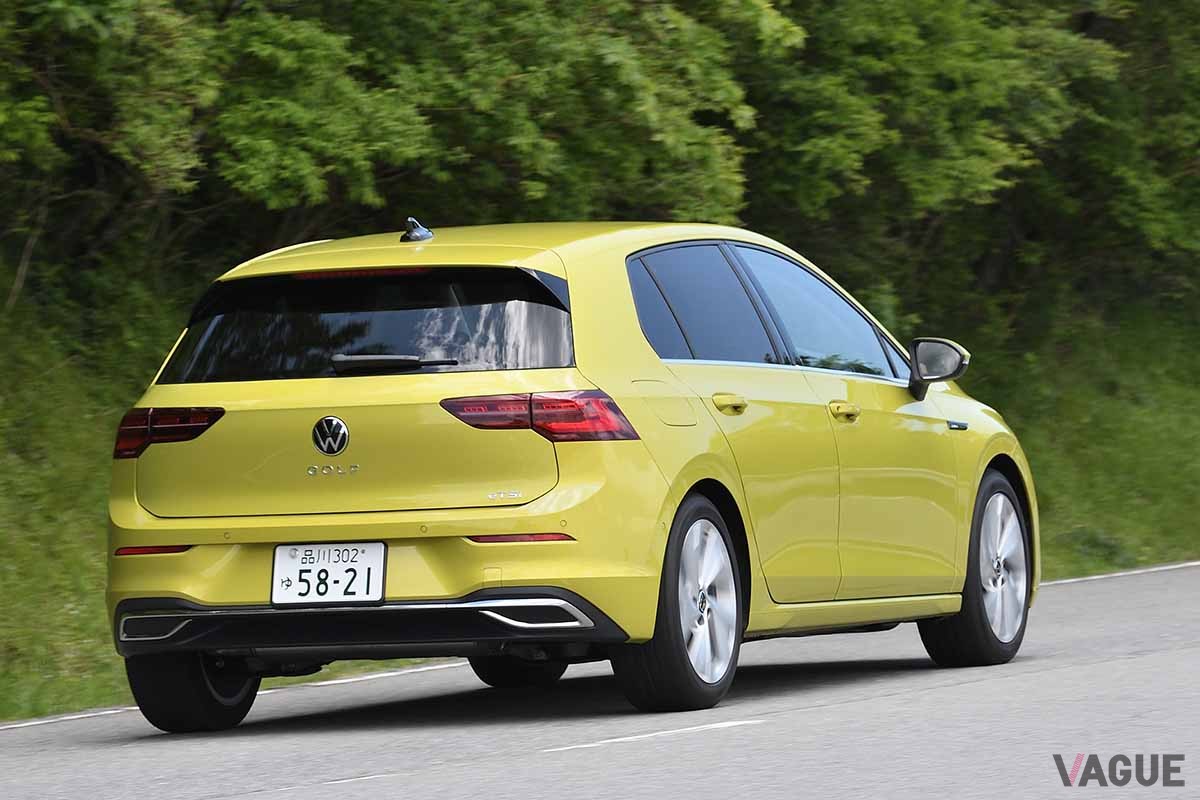 2021年6月に日本上陸を果たしたVW現行型「ゴルフ」。2024年7月には改良新型が発表されたタイミングだが、近年登録台数を伸ばしている。