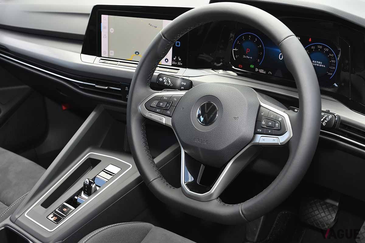2021年6月に日本上陸を果たしたVW現行型「ゴルフ」のインテリア
