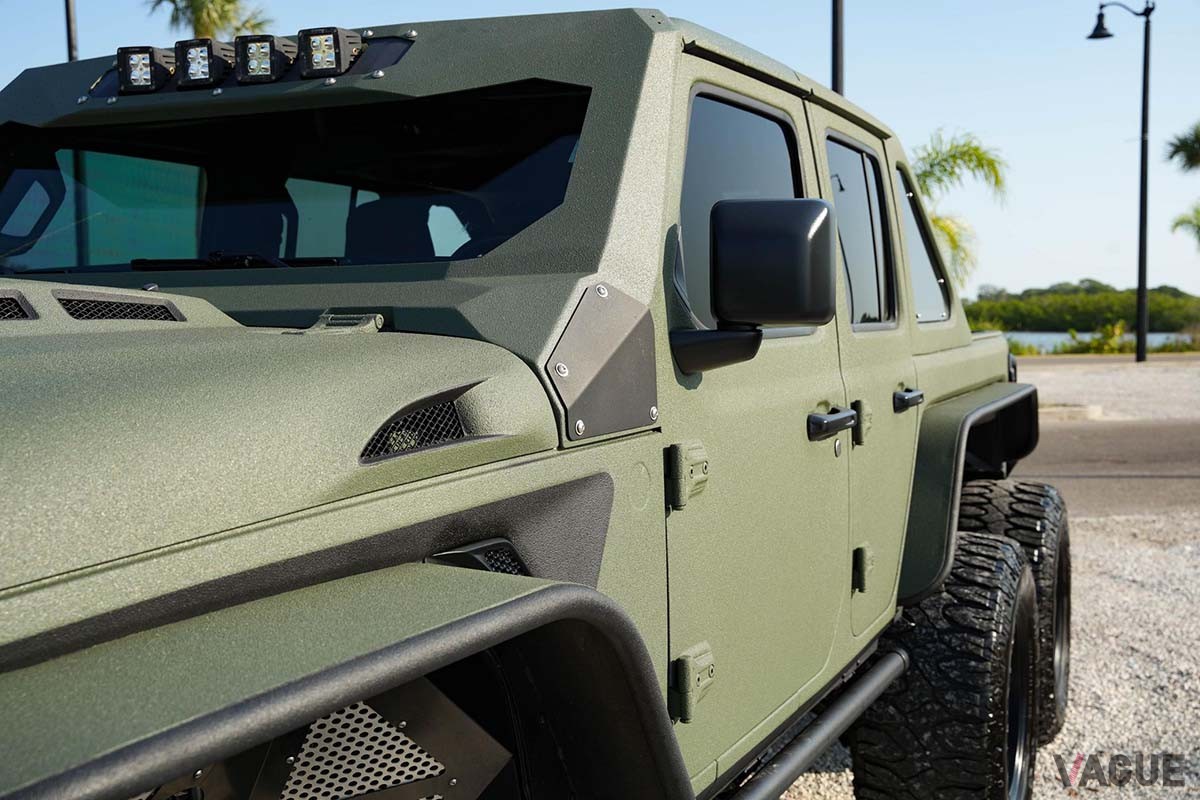 米国オークションサイト「Cars and Bids」に出品された2019年式ジープ「ラングラー アンリミテッド サハラ6×6」
