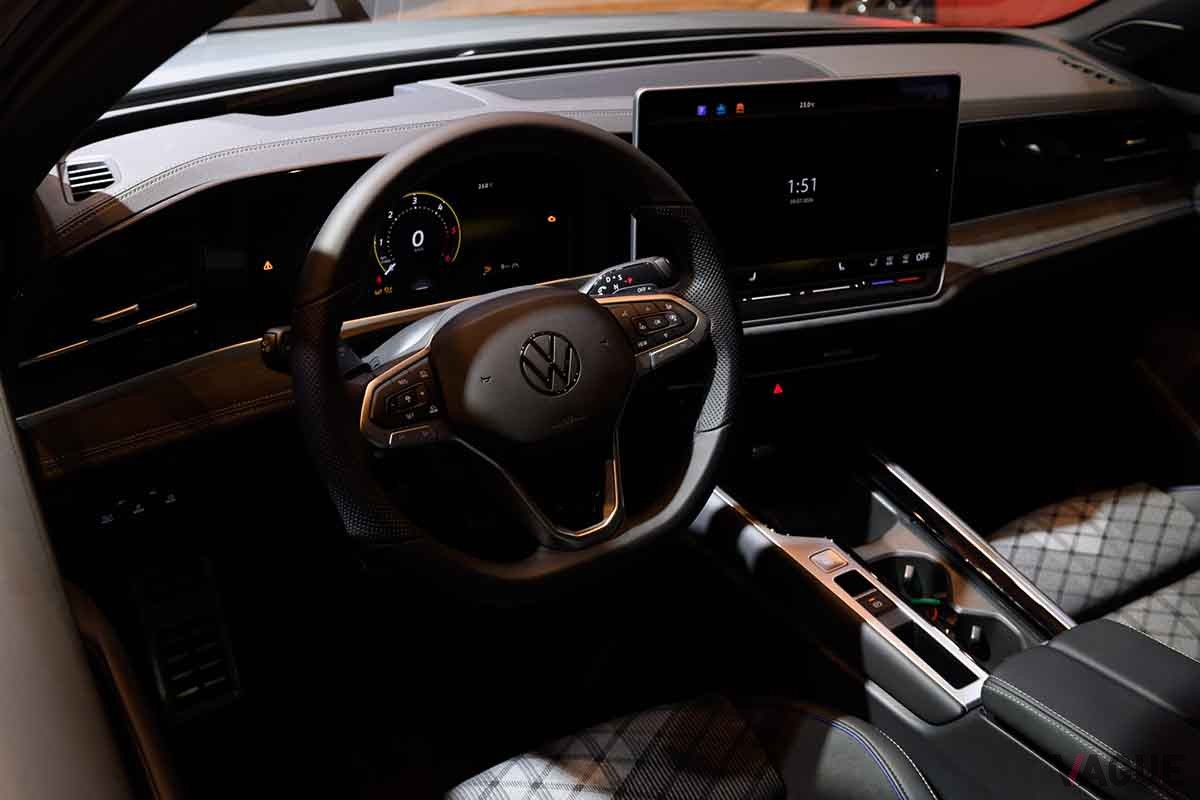 VW新型「パサート」のインテリア
