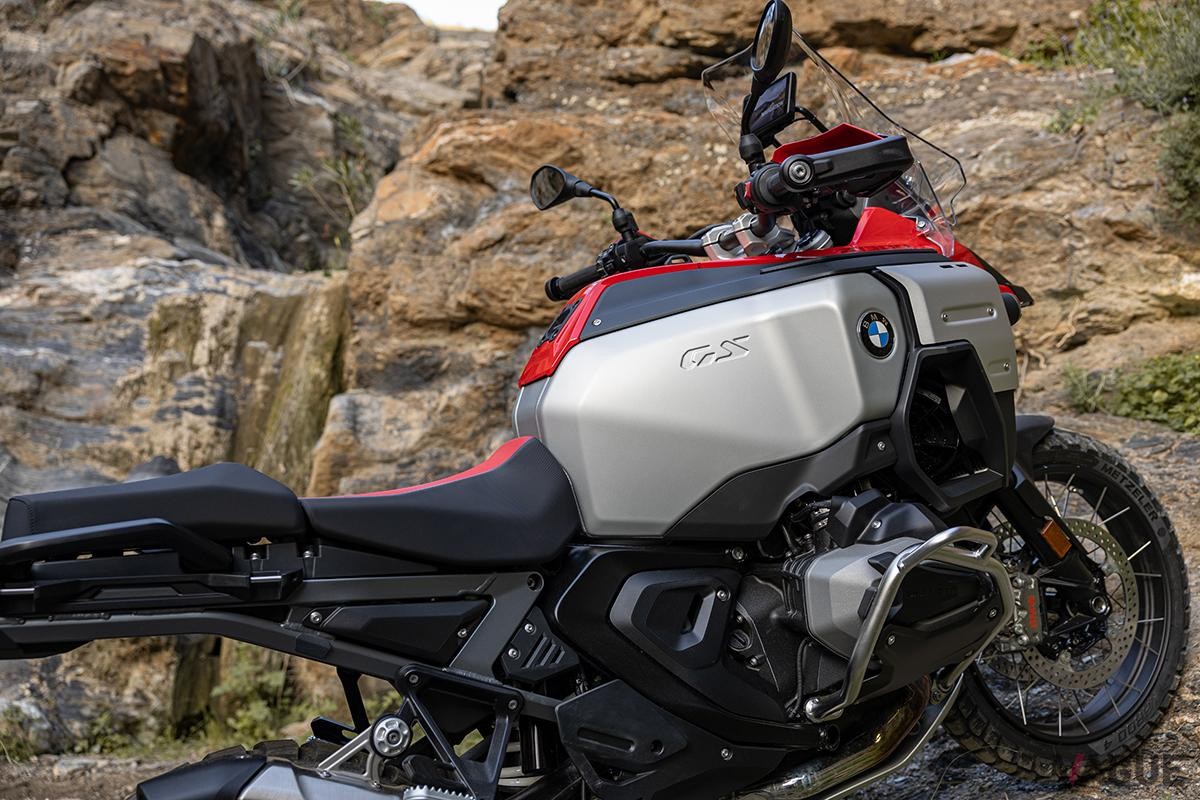 2024年7月にドイツ本国で発表されたBMWモトラッドの新型「R1300GS アドベンチャー」