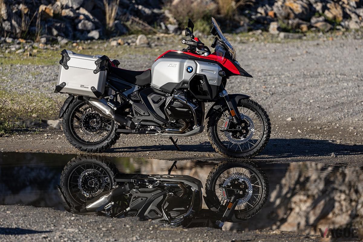 2024年7月にドイツ本国で発表されたBMWモトラッドの新型「R1300GS アドベンチャー」