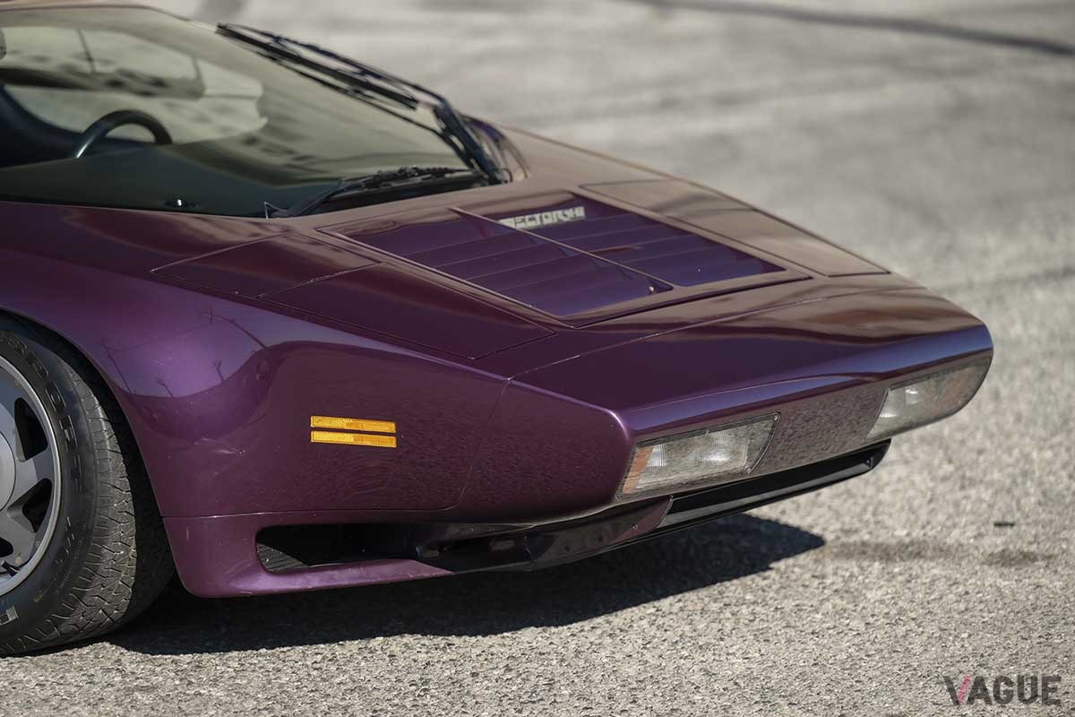 伝説のアメリカンスーパーカー ベクター「W8」Robin Adams ©2024 Courtesy of RM Sotheby's