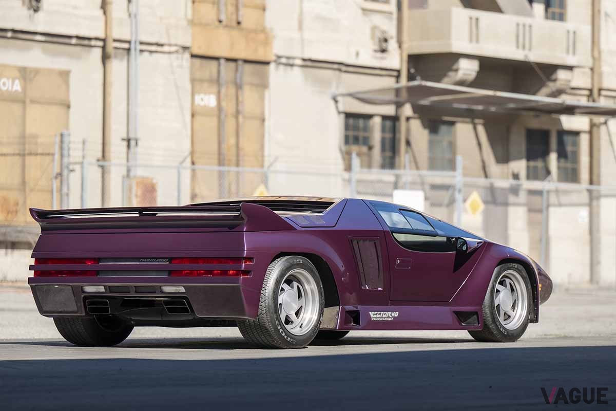 伝説のアメリカンスーパーカー ベクター「W8」Robin Adams ©2024 Courtesy of RM Sotheby's