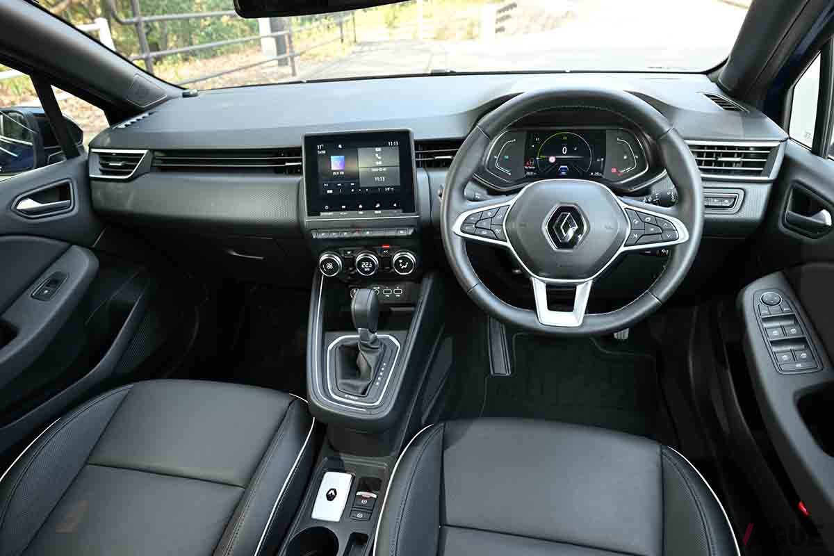 ルノー「ルーテシア」。ハイオクガソリン指定だ