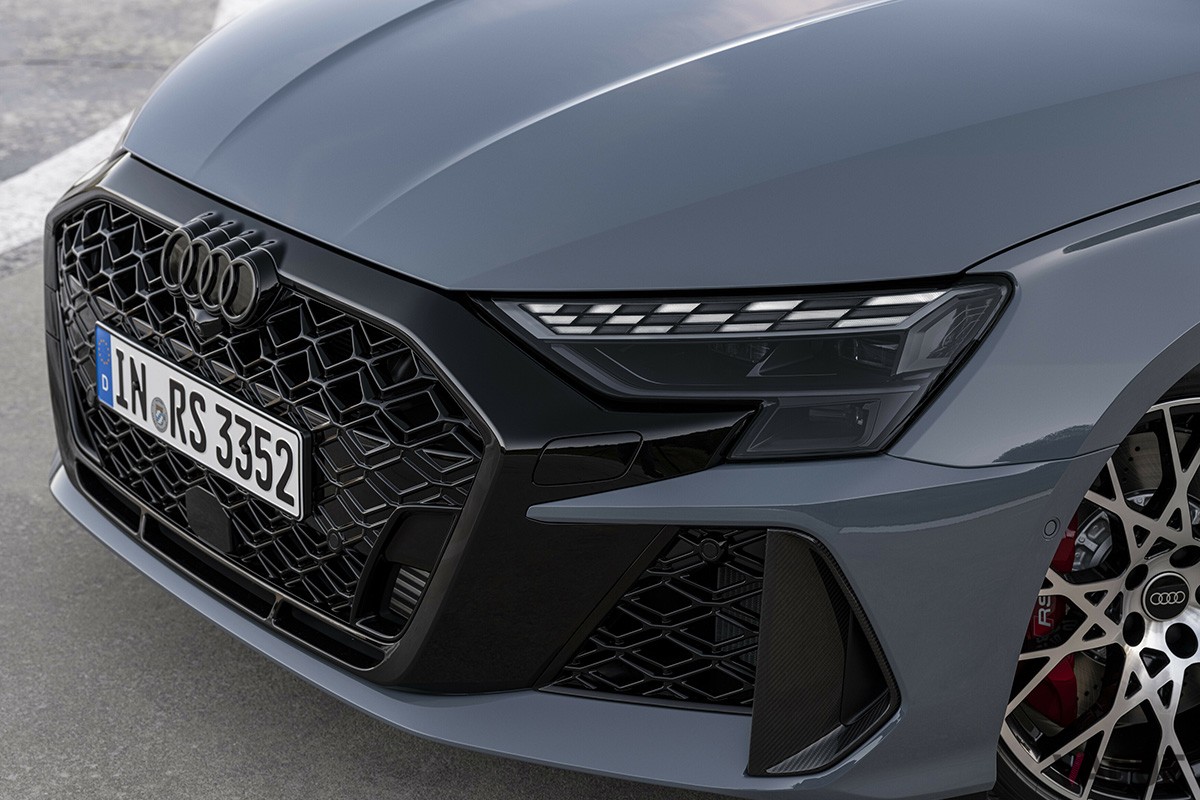 欧州で発表されたアウディ改良新型「RS3セダン」