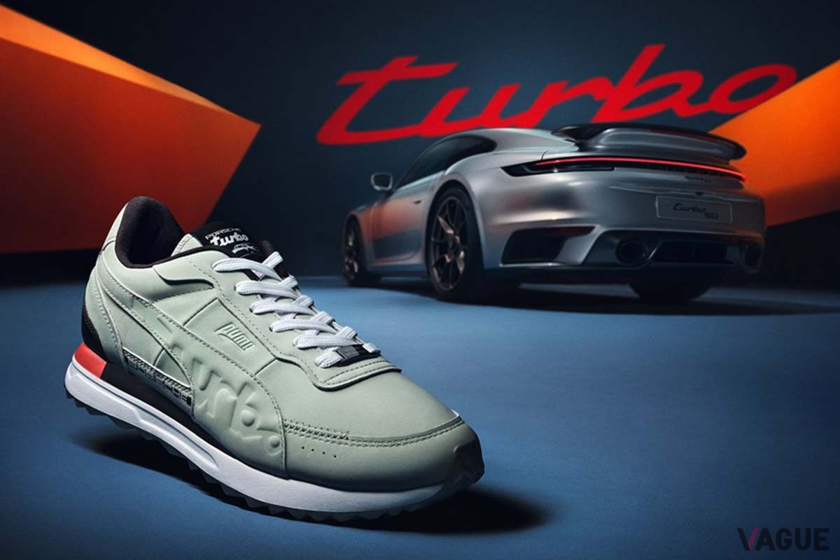 ポルシェ「911ターボ」生誕50周年を記念した、ポルシェ×プーマの限定スニーカー