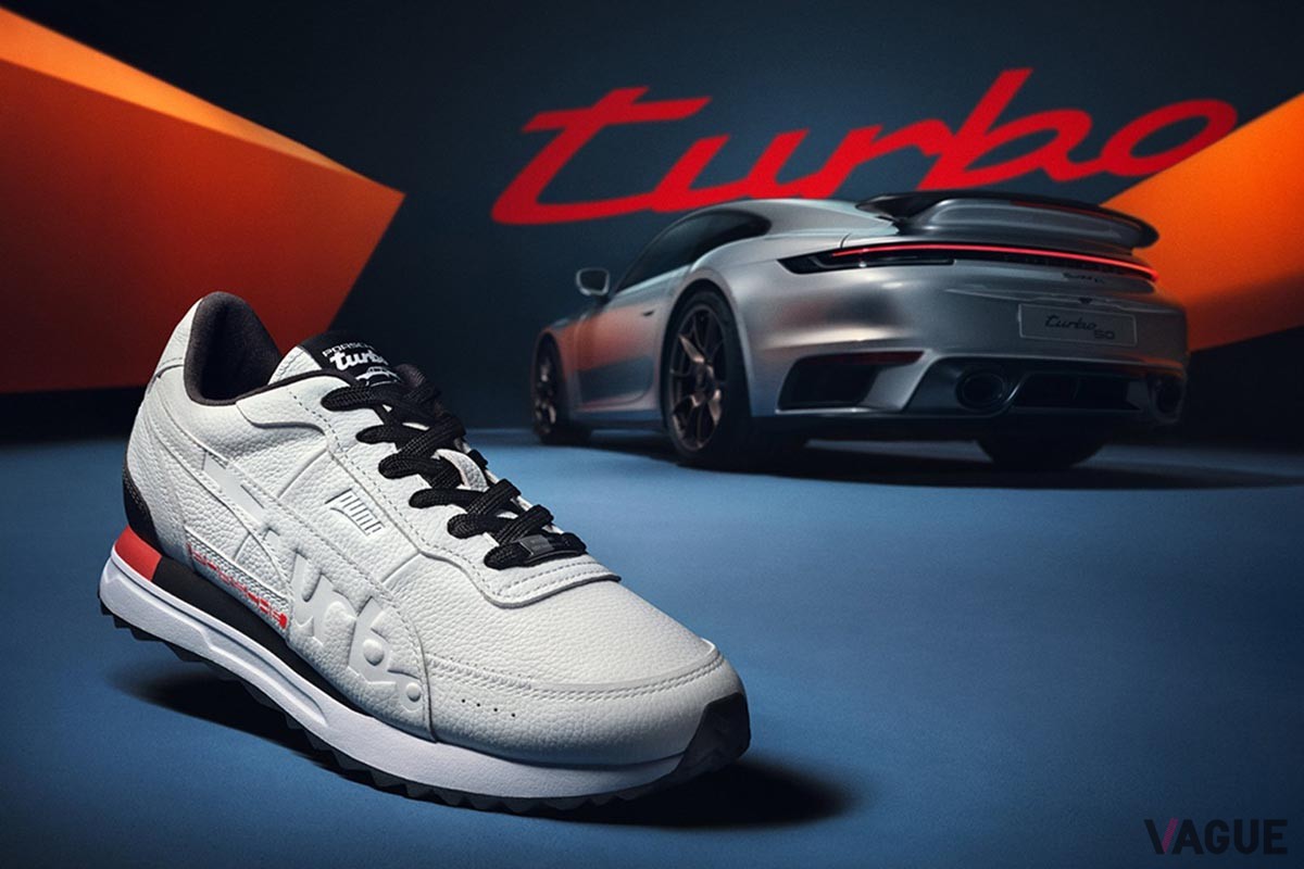 ポルシェ「911ターボ」生誕50周年を記念した、ポルシェ×プーマの限定スニーカー