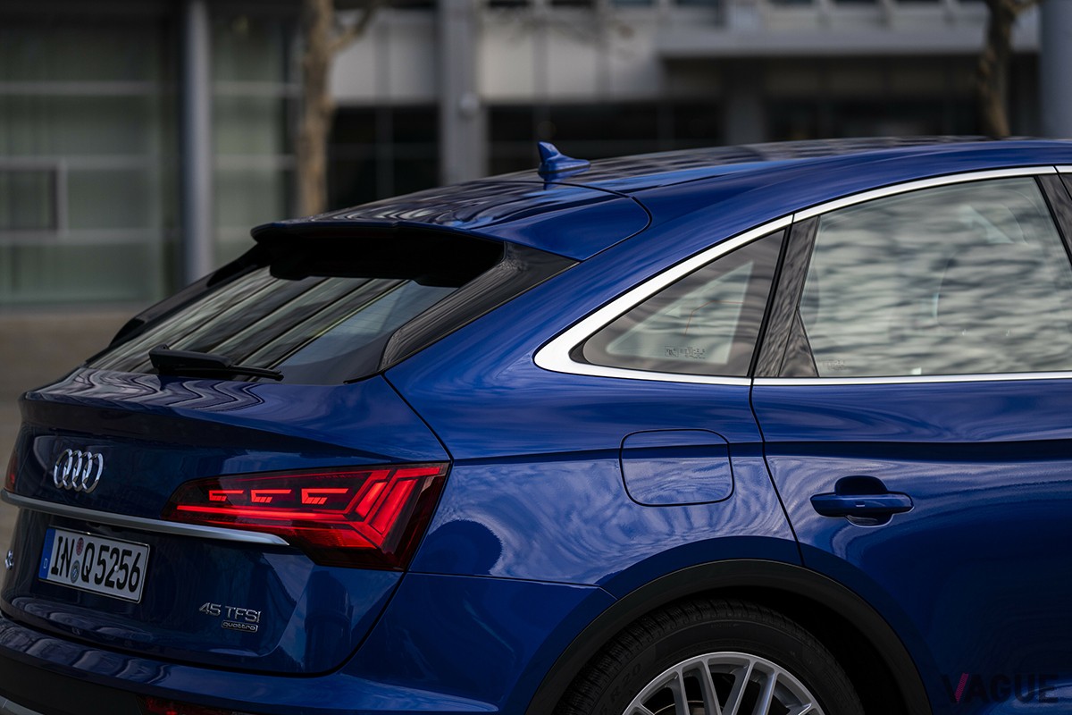 アウディ現行型「Q5スポーツバック」