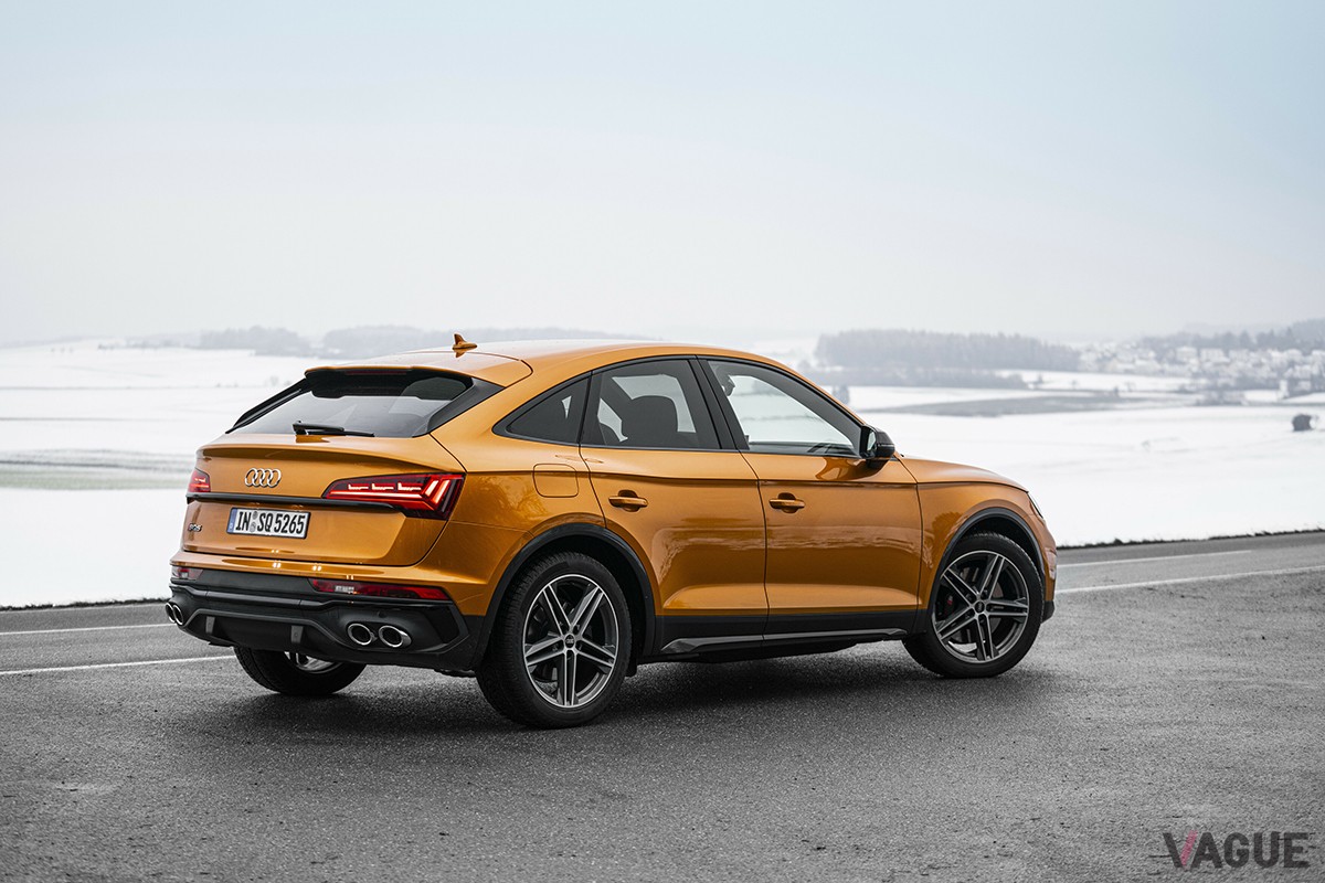 アウディ現行型「SQ5スポーツバック」