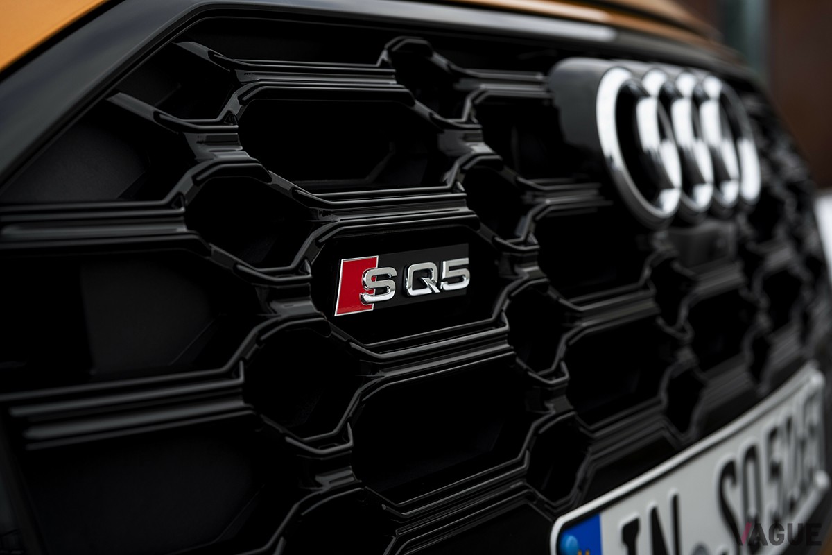 アウディ現行型「SQ5スポーツバック」