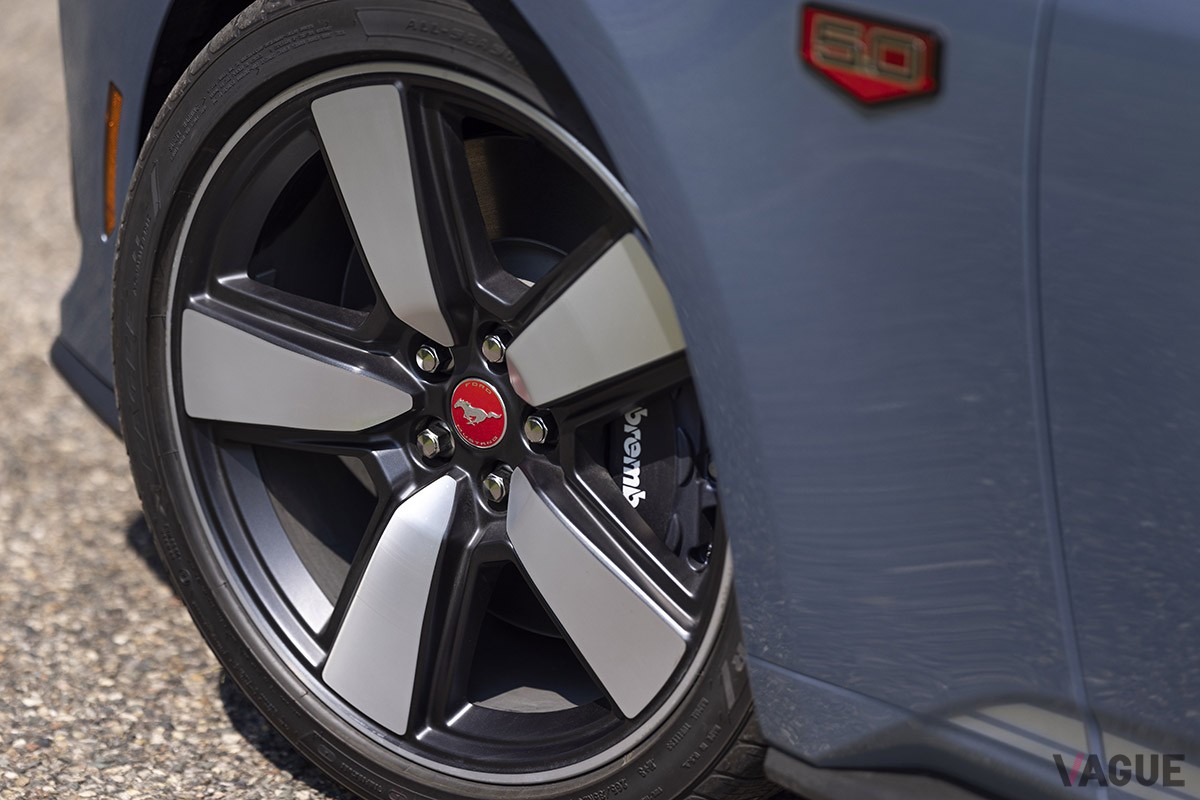 米国市場で登場したフォードの限定車「マスタング60周年記念パッケージ」（ブルターニュ・ブルー）