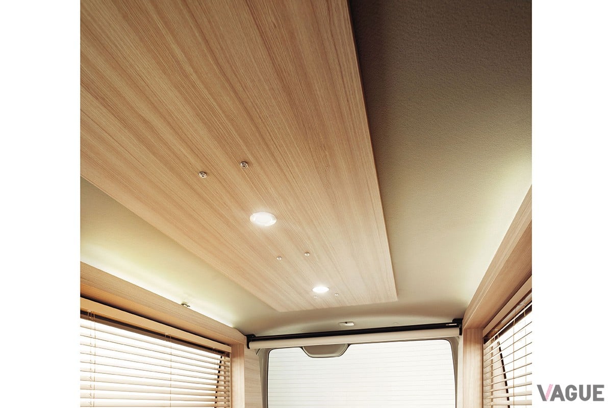 日産「キャラバン MYROOM」