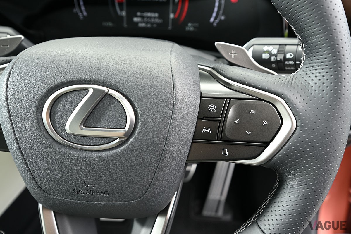 レクサス新型「NX350“Fスポーツ”」