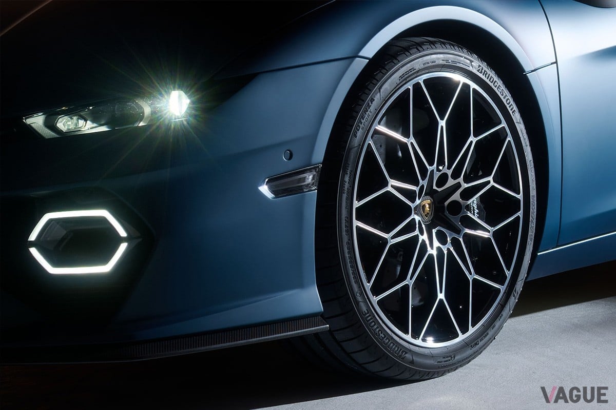 ランボルギーニの新型スーパースポーツカー「Temerario（テメラリオ）」にブリヂストンの「POTENZA SPORT」が採用された