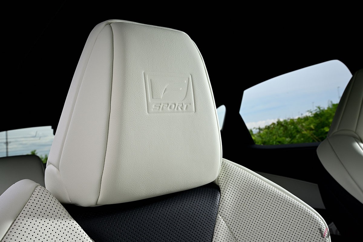 レクサス新型「NX350“Fスポーツ”」